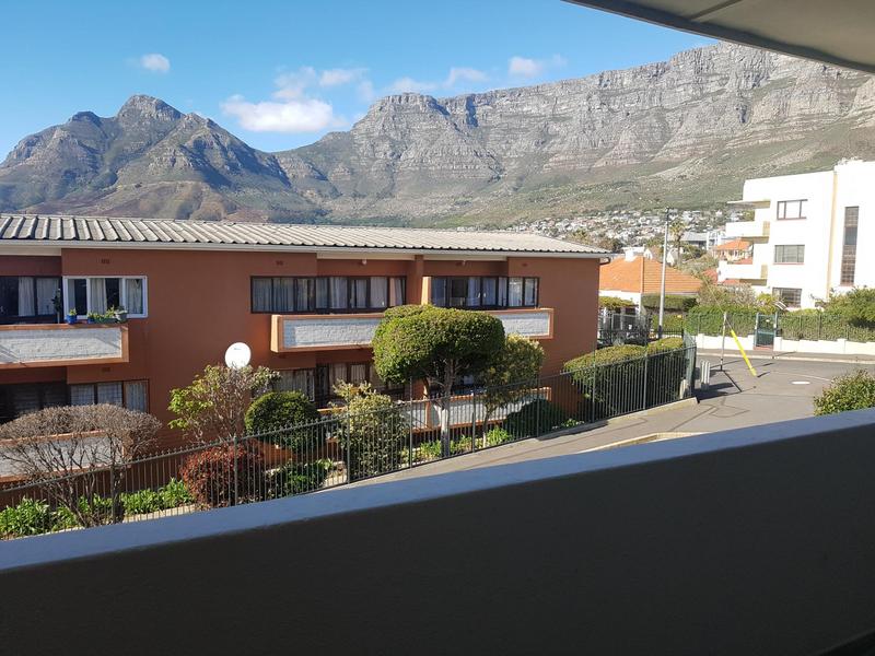 To Let 1 Bedroom Property for Rent in Tamboerskloof Western Cape